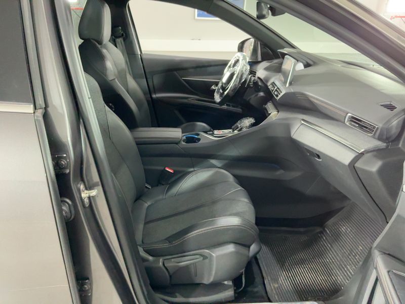Peugeot 5008 1.5 Blue-HDi GT Line 2018 – снимка 17
