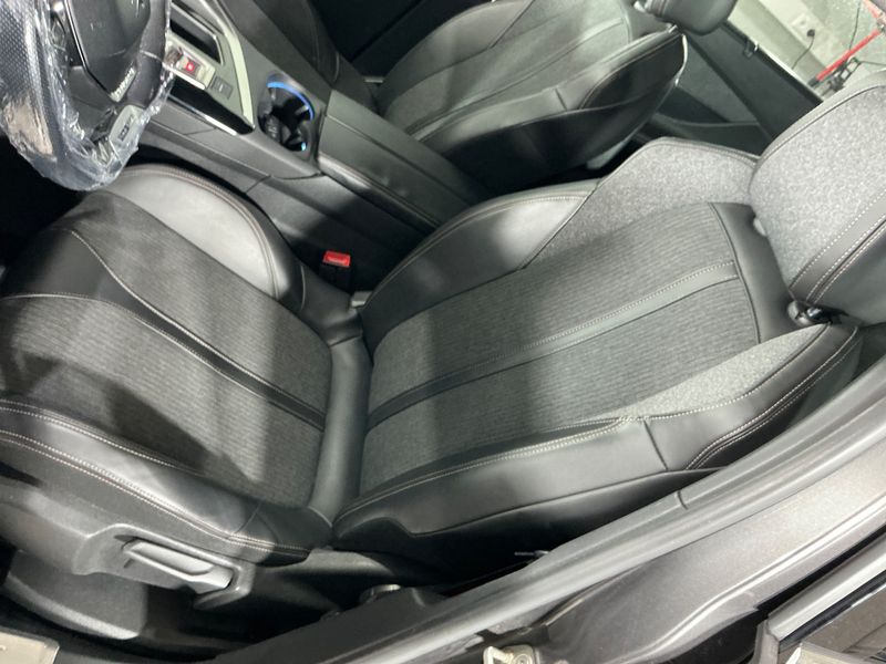 Peugeot 5008 1.5 Blue-HDi GT Line 2018 – снимка 36
