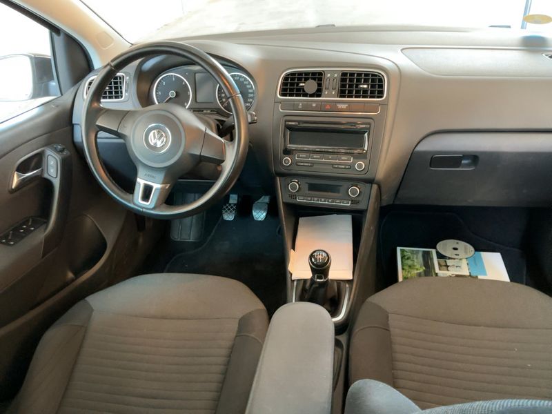 Volkswagen Polo 1.6 TDI Comfortline 2014 – снимка 17