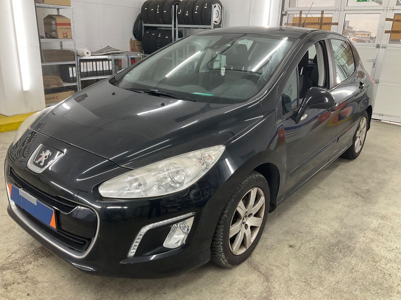 Peugeot 308 1.6 Active 2012 – снимка 1