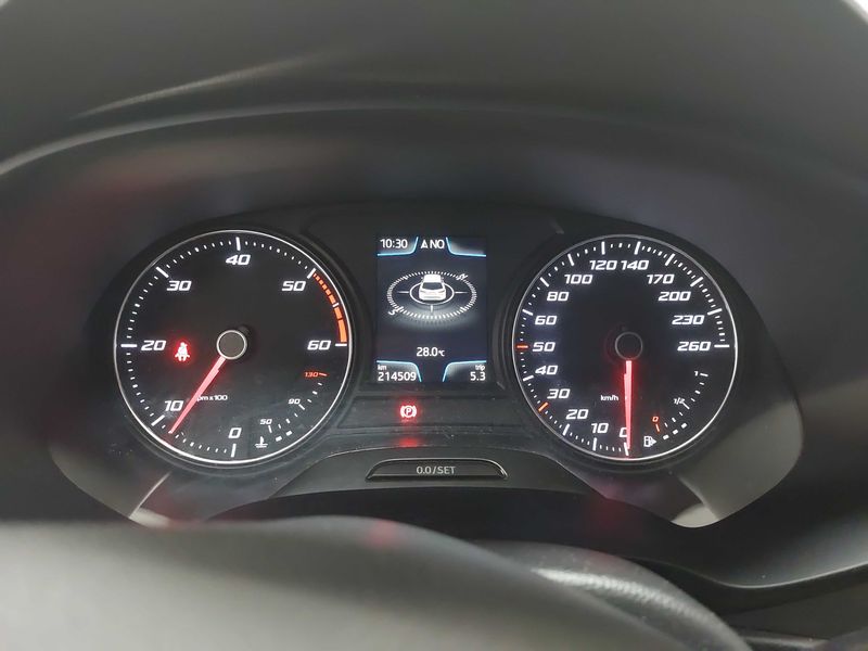 Seat Leon 1.6 TDI I-Tech 2014 – снимка 12