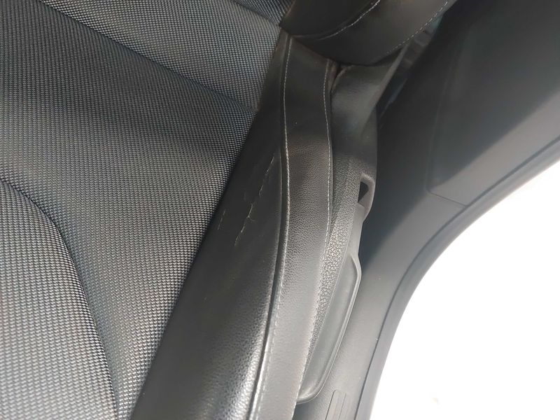 Seat Leon 1.6 TDI I-Tech 2014 – снимка 20