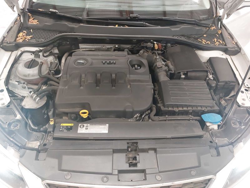 Seat Leon 1.6 TDI I-Tech 2014 – снимка 8