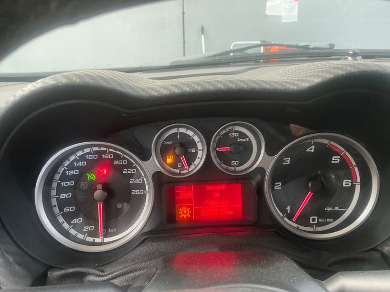 Alfa Romeo MiTo 1.3 JTD Distinctive 2013 – снимка 4