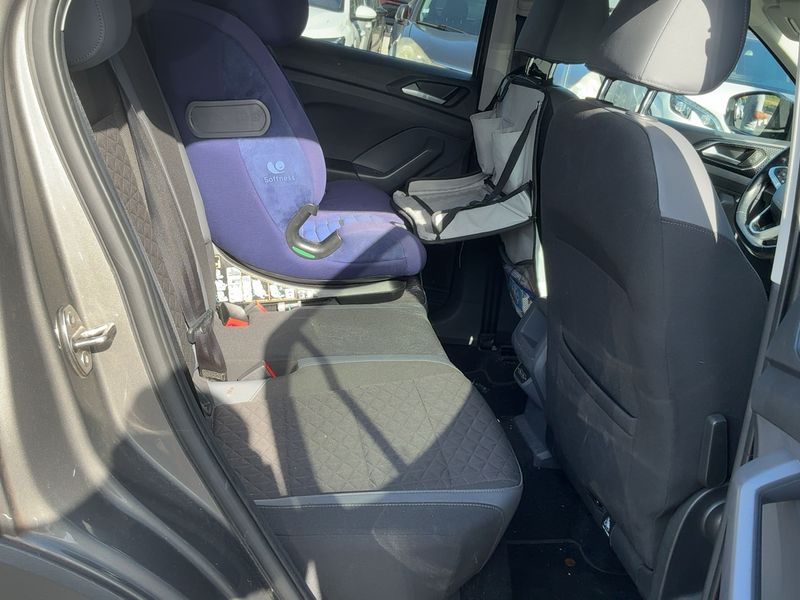 Volkswagen T-Cross 1.0 TSI Carat 2019 – снимка 19
