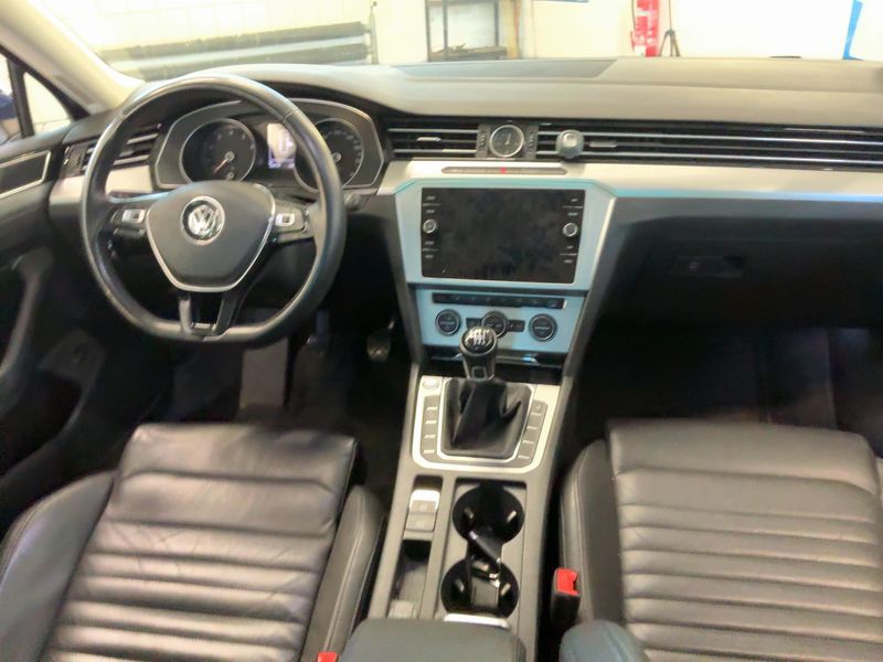 Volkswagen Passat 1.4 TSI ACT Comfortline BlueMotion Tech 2018 – снимка 18
