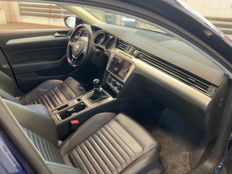 Volkswagen Passat 1.4 TSI ACT Comfortline BlueMotion Tech 2018 – снимка 17