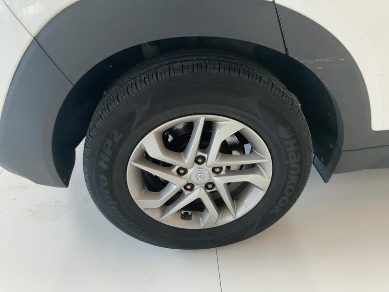 Hyundai Tucson 1.6 Classic blue 2WD 2018 – снимка 9