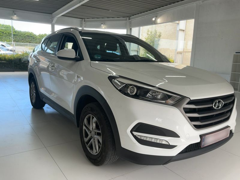 Hyundai Tucson 1.6 Classic blue 2WD 2018 – снимка 12
