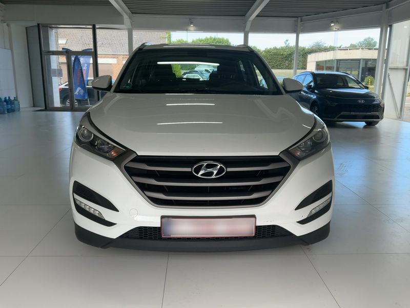 Hyundai Tucson 1.6 Classic blue 2WD 2018 – снимка 14