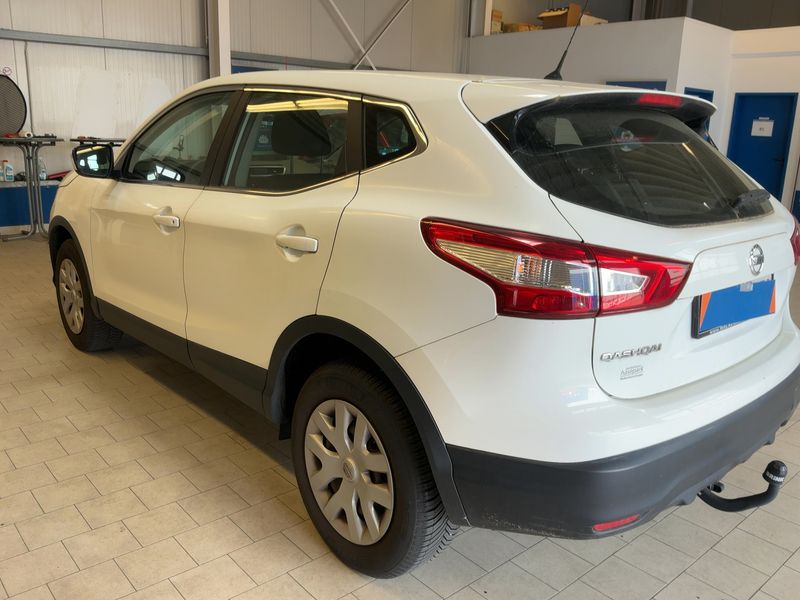 Nissan Qashqai 1.2 Visia 2014 – снимка 6