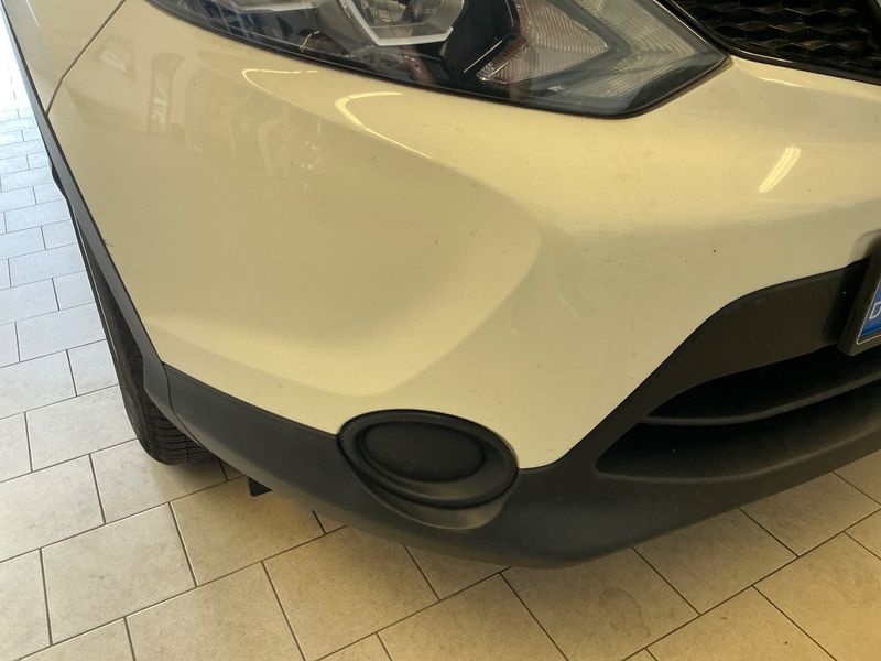 Nissan Qashqai 1.2 Visia 2014 – снимка 35