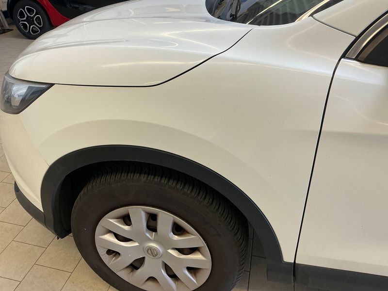 Nissan Qashqai 1.2 Visia 2014 – снимка 29