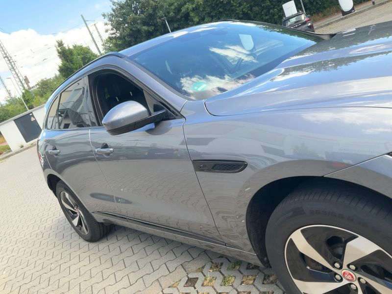Jaguar F-Pace P400e Plug-in Hybrid R-Dynamic S AWD 2022 – снимка 12