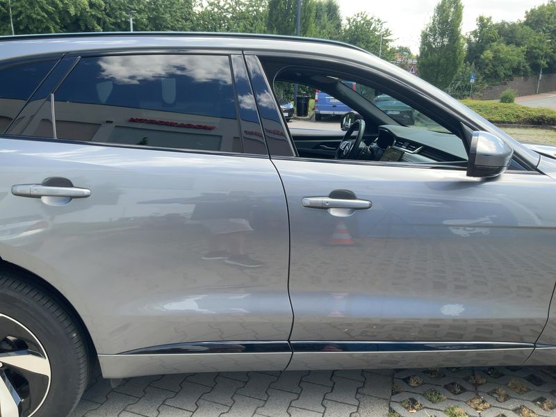 Jaguar F-Pace P400e Plug-in Hybrid R-Dynamic S AWD 2022 – снимка 10