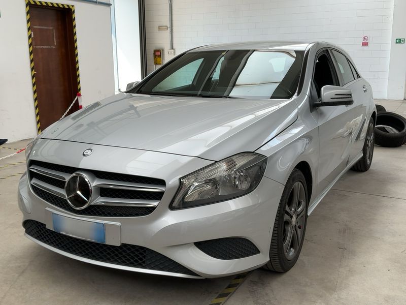 Mercedes-Benz A-Klasse A 180 CDI BlueEfficiency Executive 2015 – снимка 1