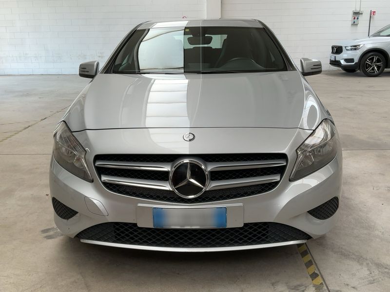 Mercedes-Benz A-Klasse A 180 CDI BlueEfficiency Executive 2015 – снимка 14