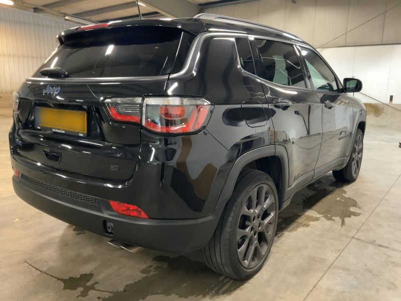 Jeep Compass 1.3 T4 4xe Plug-in Hybrid S 2021 – снимка 8