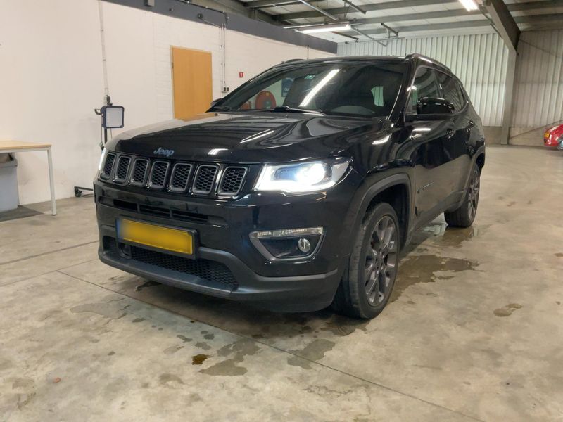 Jeep Compass 1.3 T4 4xe Plug-in Hybrid S 2021 – снимка 1
