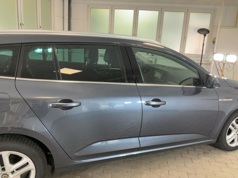 Renault Megane 1.3 TCe BOSE-Edition 2019 – снимка 10