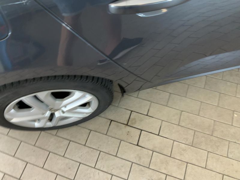 Renault Megane 1.3 TCe BOSE-Edition 2019 – снимка 18