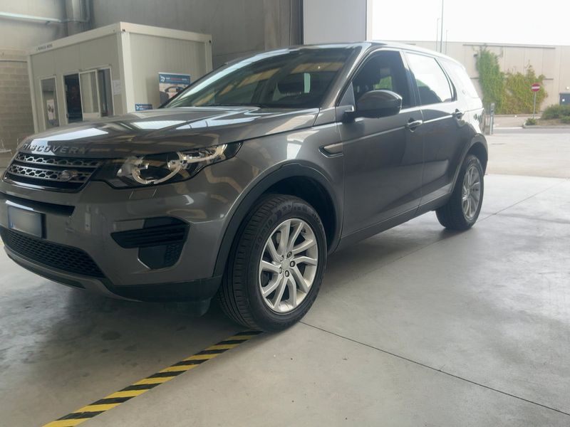 Land Rover Discovery Sport 2.0 Td4 SE AWD 2016 – снимка 2