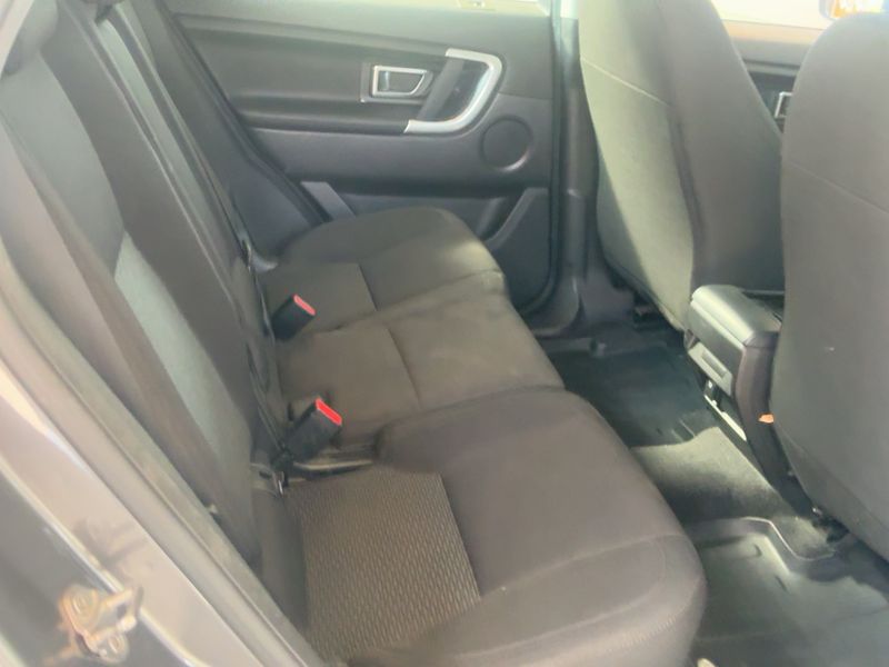 Land Rover Discovery Sport 2.0 Td4 SE AWD 2016 – снимка 19