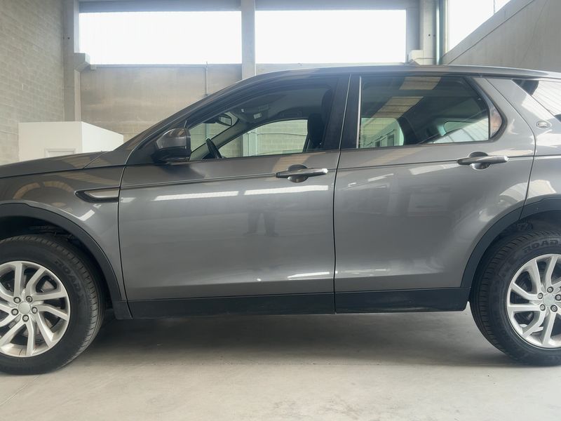 Land Rover Discovery Sport 2.0 Td4 SE AWD 2016 – снимка 4