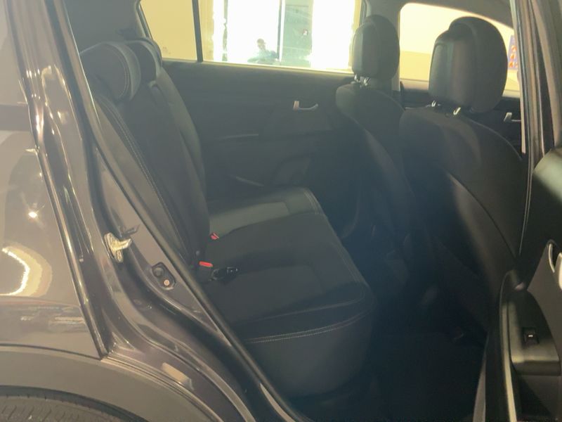 Kia Sportage 1.7 CRDi Active 2WD 2012 – снимка 19