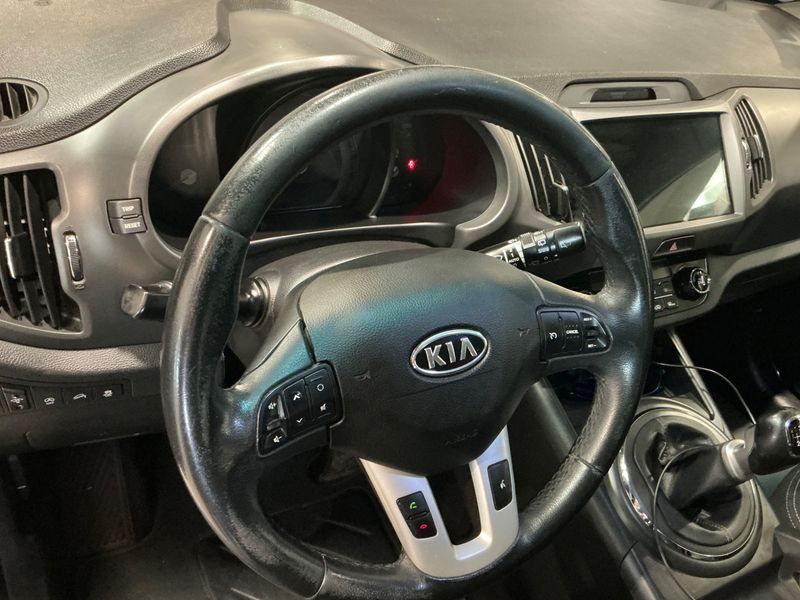 Kia Sportage 1.7 CRDi Active 2WD 2012 – снимка 23