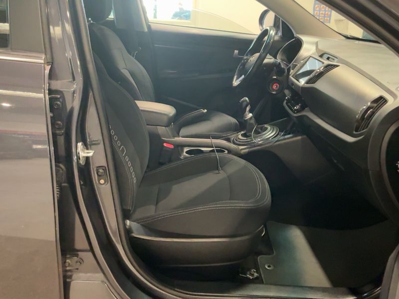 Kia Sportage 1.7 CRDi Active 2WD 2012 – снимка 16