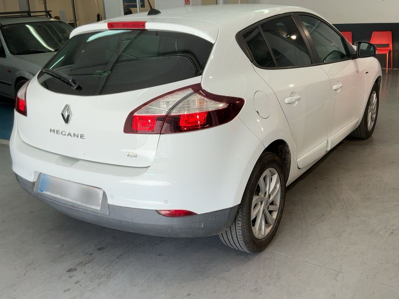 Renault Megane 1.2 Limited 2015 – снимка 8