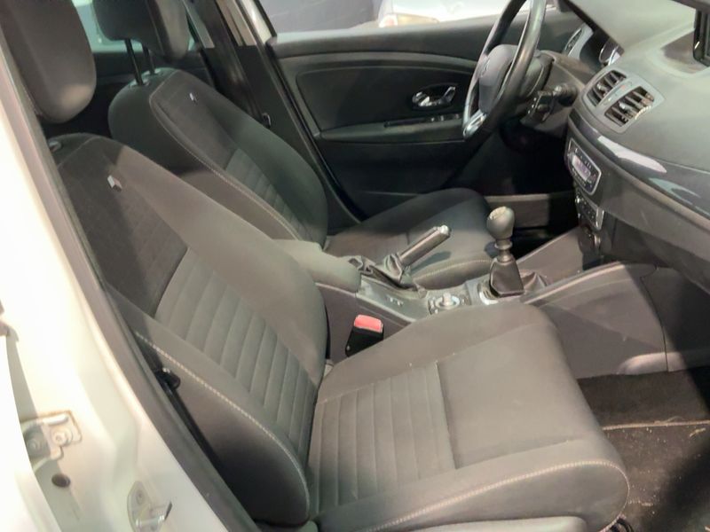 Renault Megane 1.2 Limited 2015 – снимка 16