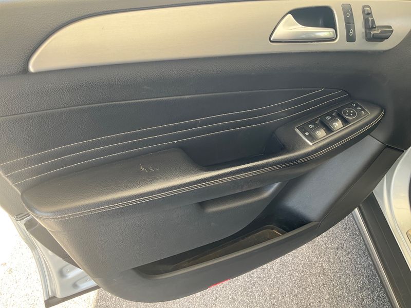 Mercedes-Benz M-Klasse ML 250 CDI Sport 2012 – снимка на щета