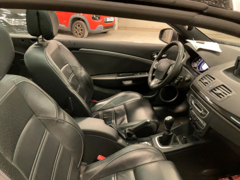 Renault Megane 1.5 dCi Luxe 2012 – снимка 16