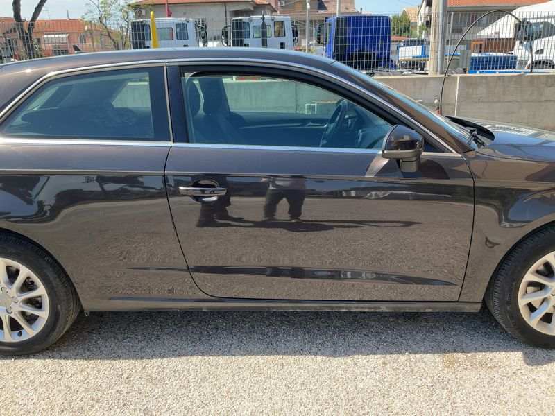 Audi A3 2.0 TDI Attraction 2015 – снимка 10