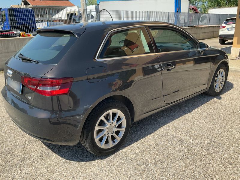 Audi A3 2.0 TDI Attraction 2015 – снимка 8