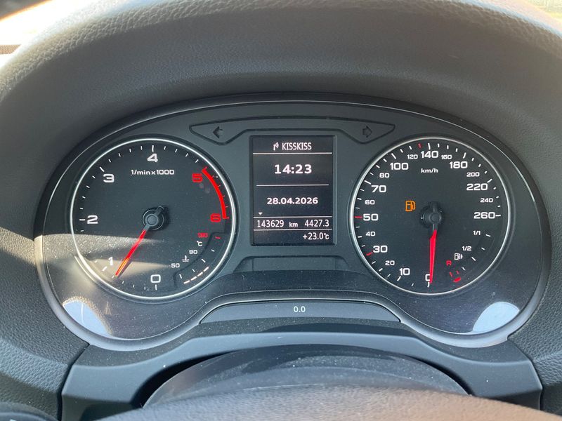 Audi A3 2.0 TDI Attraction 2015 – снимка 18