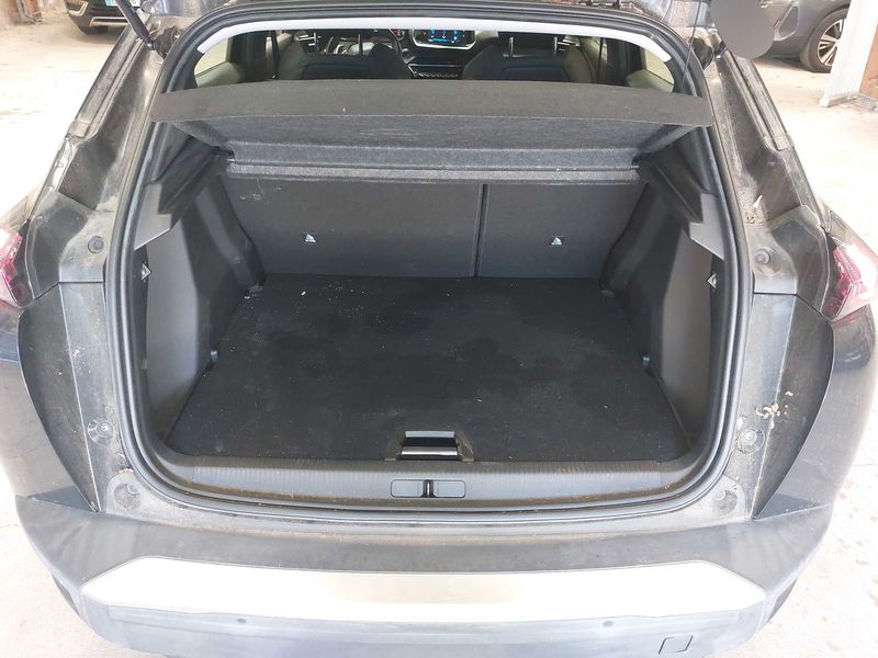 Peugeot 2008 1.2 PureTech Allure 2020 – снимка 9
