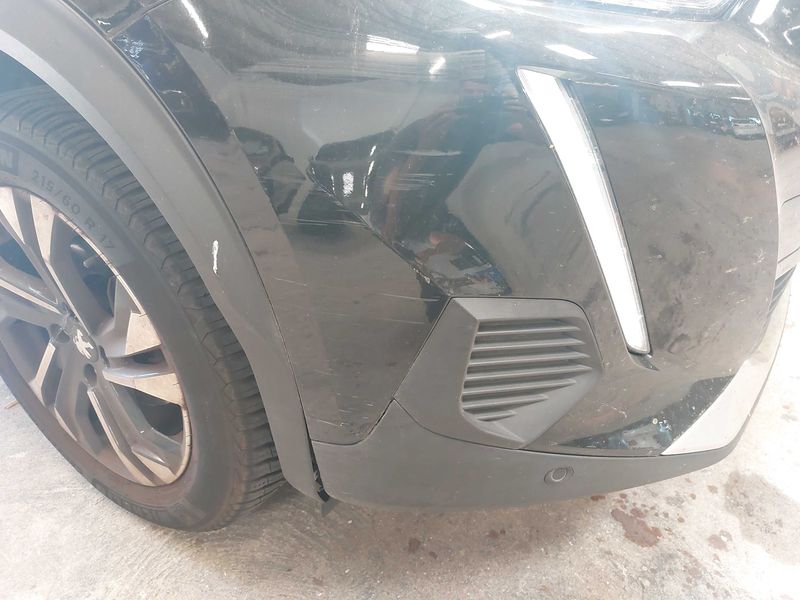 Peugeot 2008 1.2 PureTech Allure 2020 – снимка 37
