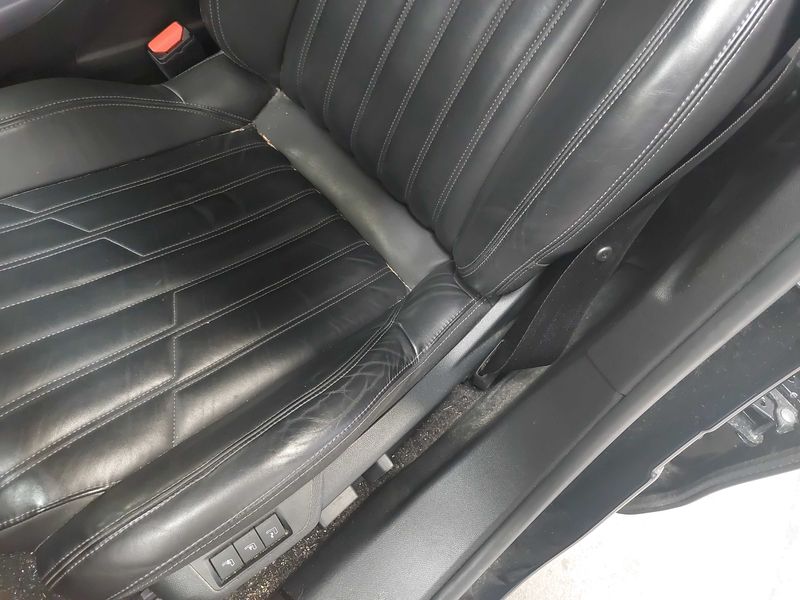 Peugeot 2008 1.2 PureTech Allure 2020 – снимка 30