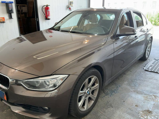 BMW 3er 330d 2014 – снимка 2