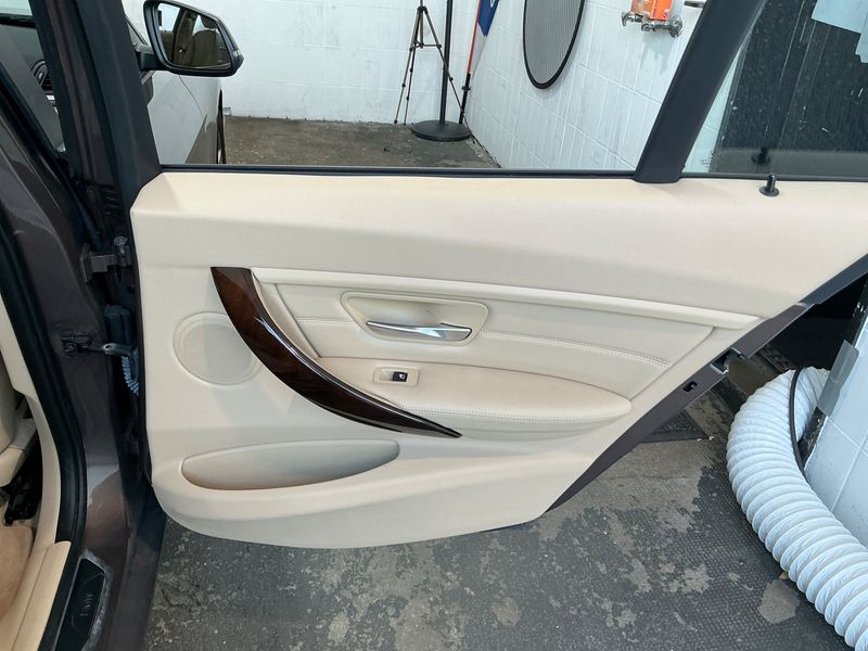 BMW 3er 330d 2014 – снимка 27