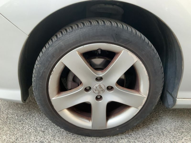 Peugeot 308 1.6 HDi Feline 2008 – снимка 3