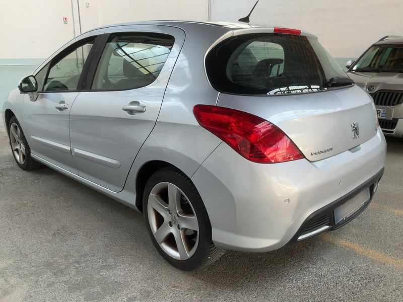 Peugeot 308 1.6 HDi Feline 2008 – снимка 6