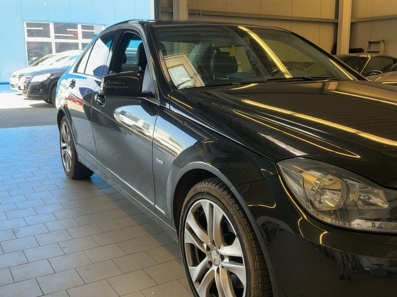 Mercedes-Benz C-Klasse C 180 CGI BlueEfficiency Avantgarde 2012 – снимка 12