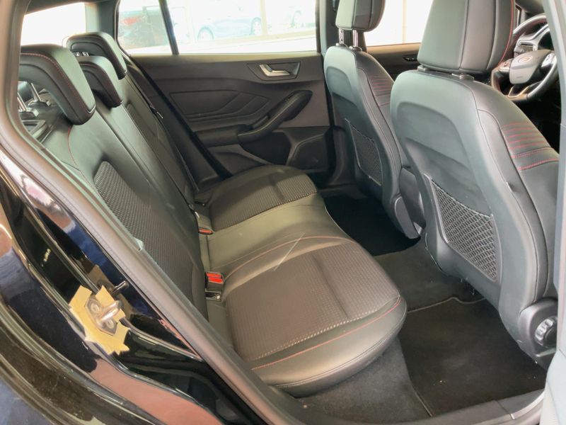 Ford Focus 2.0 TDCi EcoBlue ST-Line 2019 – снимка 19