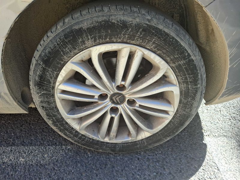 Citroen C4 1.6 Blue-HDi Millenium 2016 – снимка 49