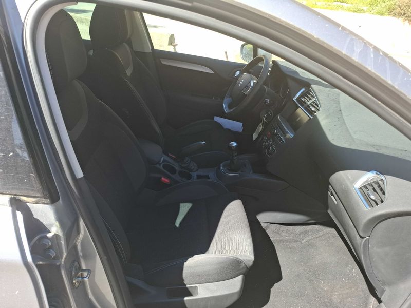 Citroen C4 1.6 Blue-HDi Millenium 2016 – снимка 10