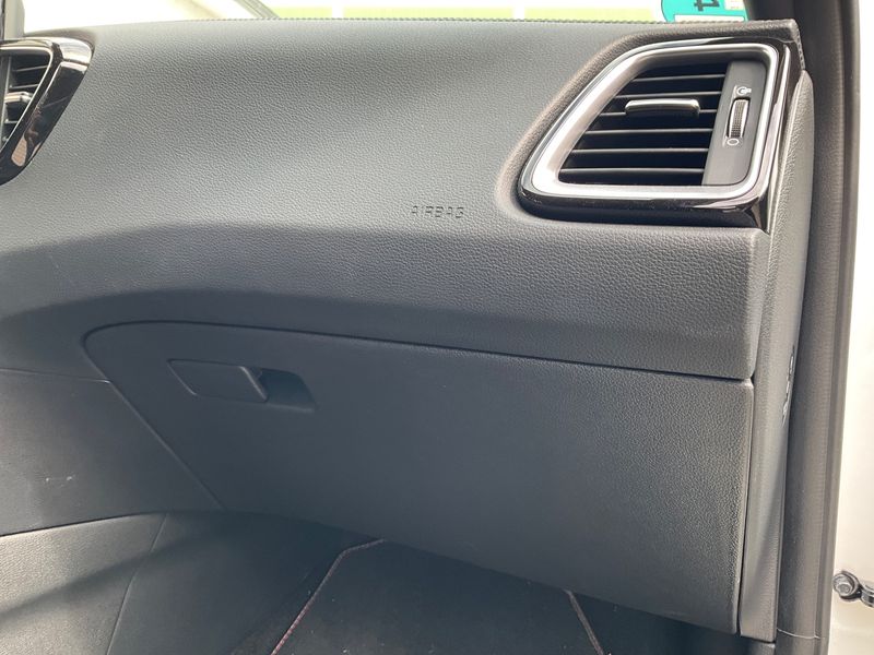 Kia pro_cee'd 1.6 TGDI GT 2023 – снимка 23